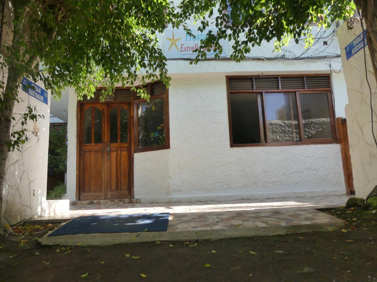 Hostal Estrella De Mar Puerto Ayora  Eksteriør bilde