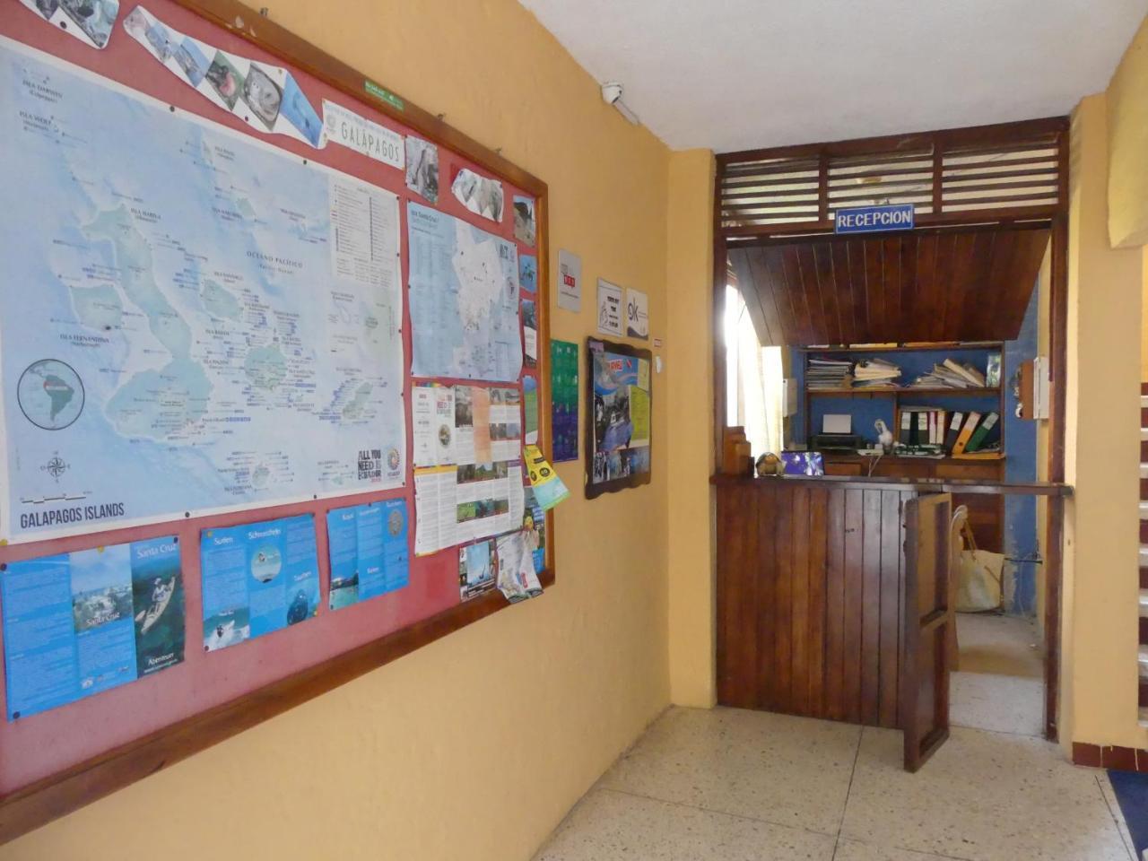 Hostal Estrella De Mar Puerto Ayora  Eksteriør bilde