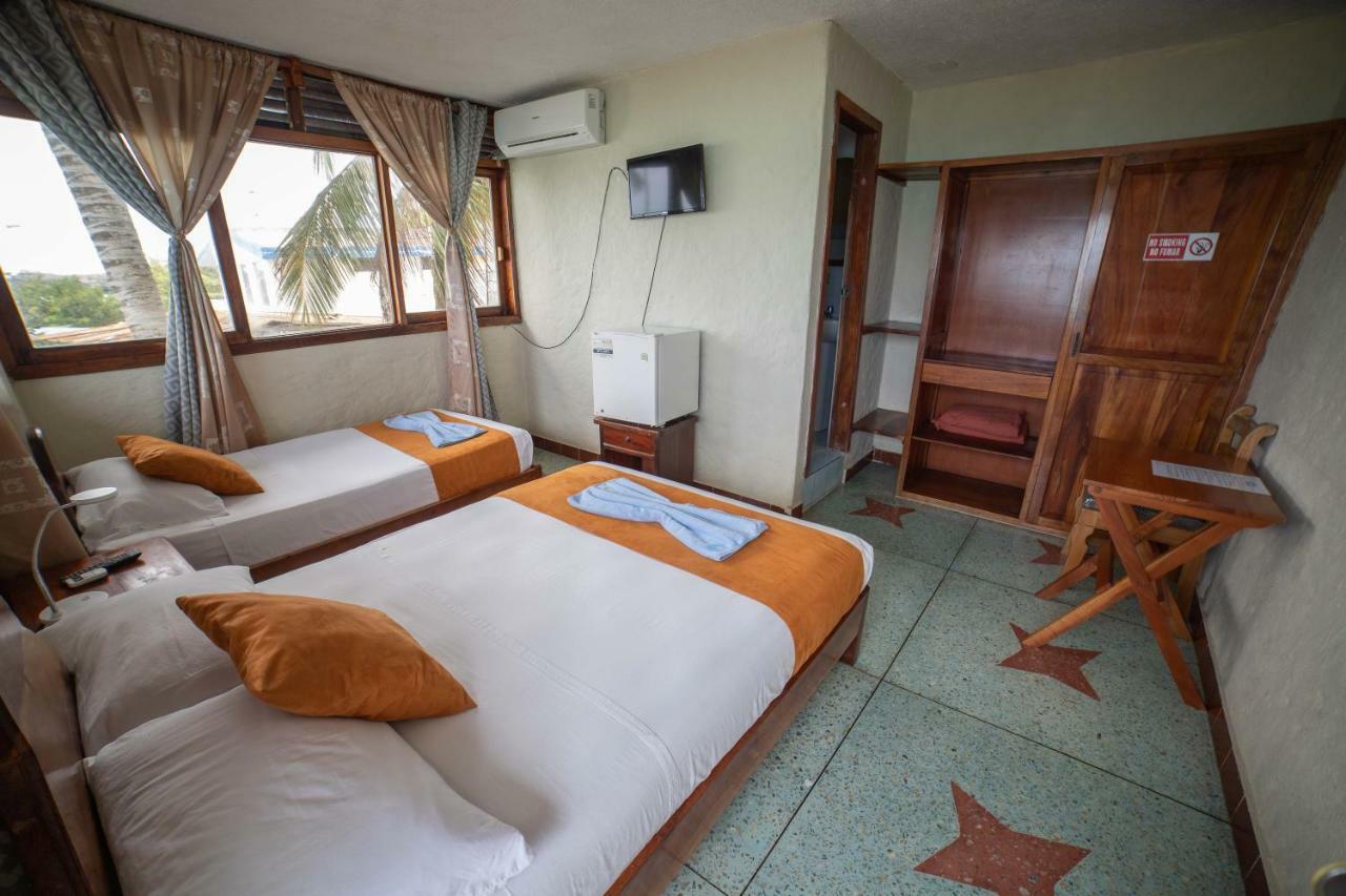 Hostal Estrella De Mar Puerto Ayora  Eksteriør bilde